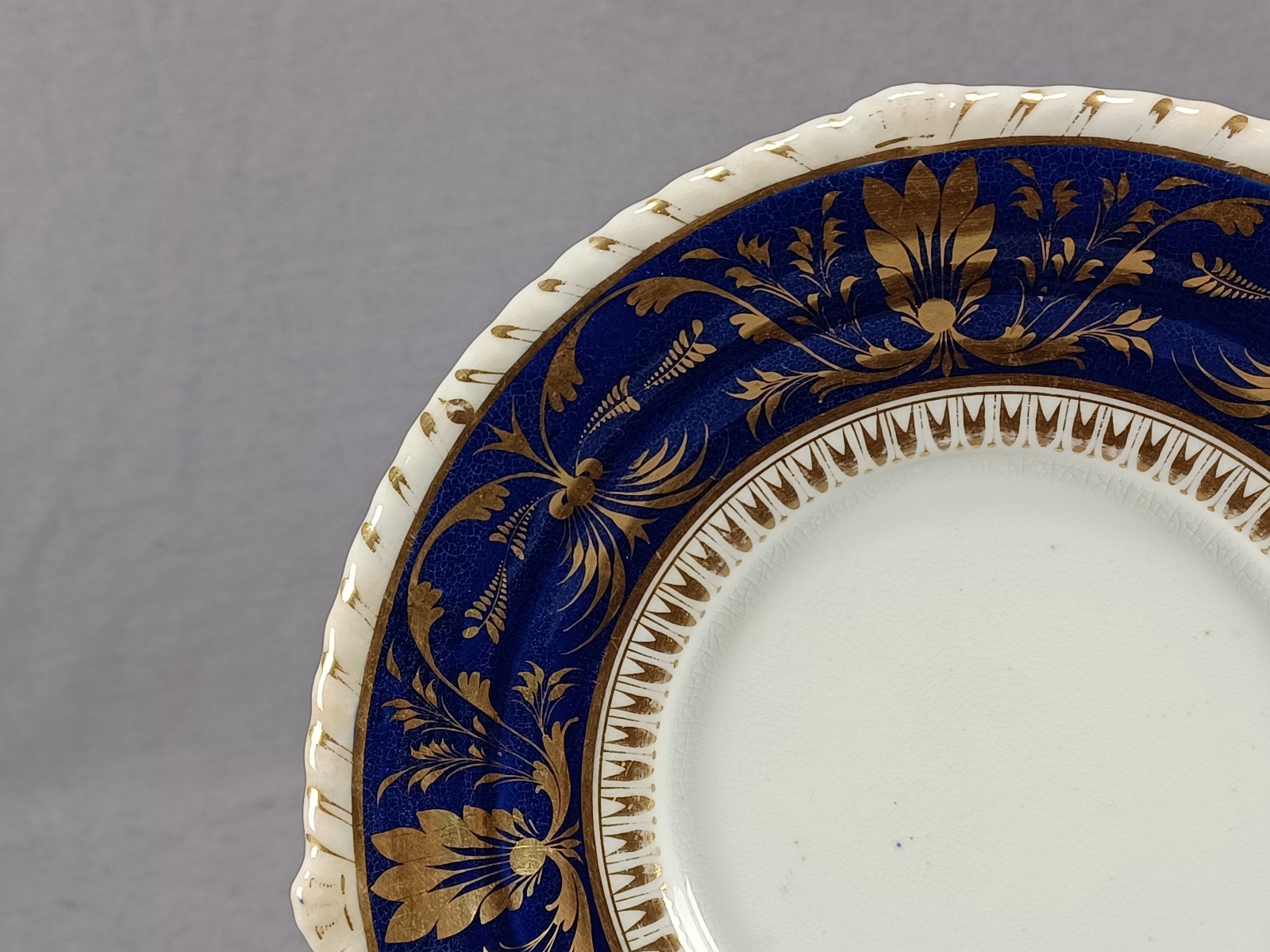 Antique Derby Gold Neoclassical Acanthus Leaf Scrollwork & Cobalt Under Plate
