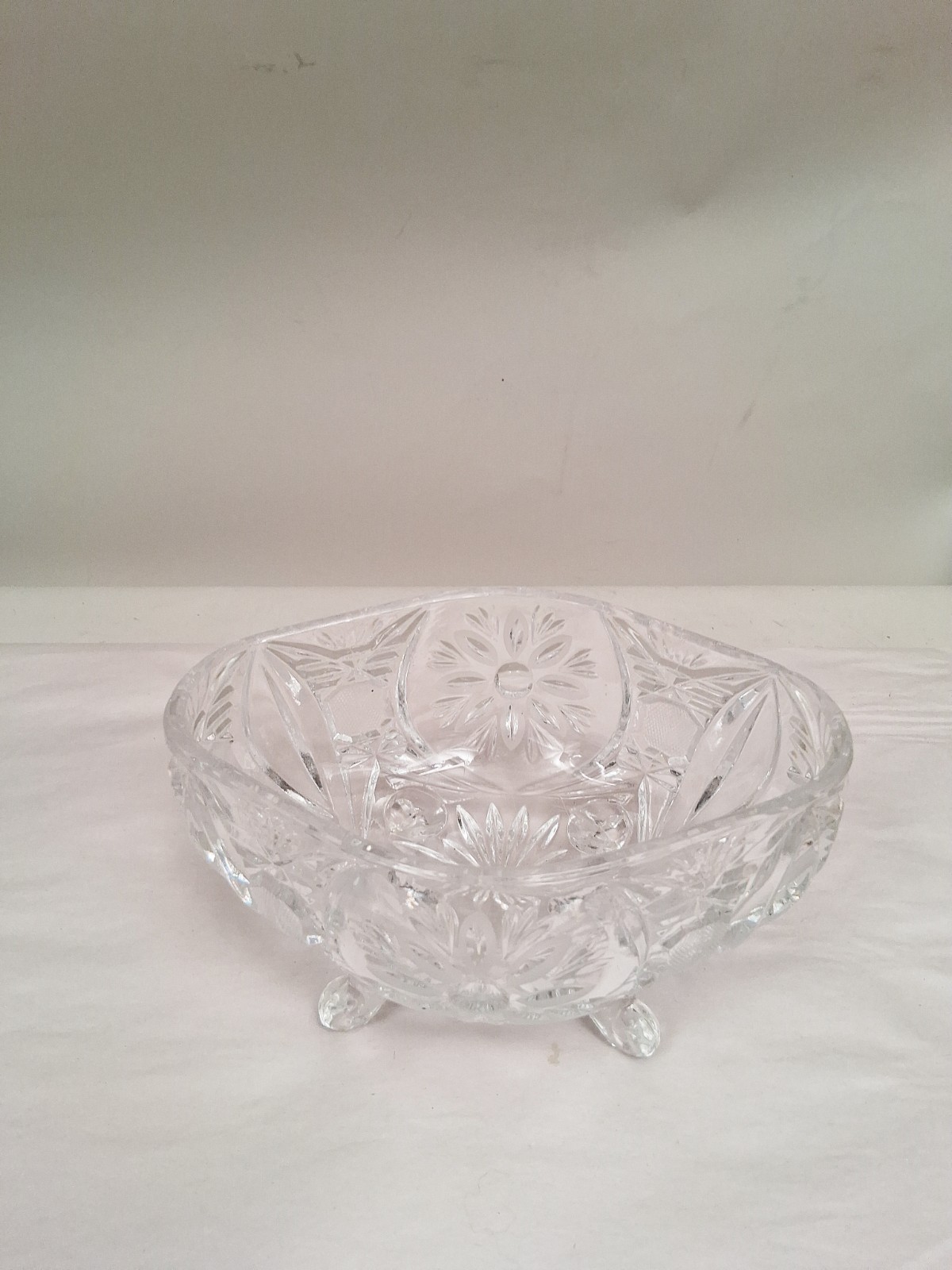 11″ Crystal Covered Candy Dish