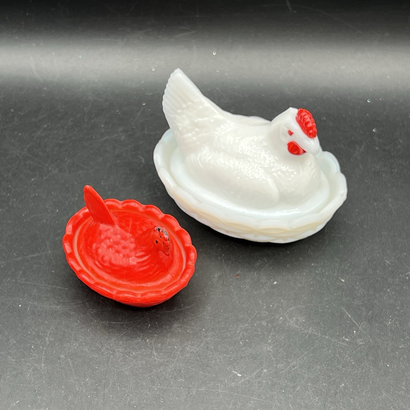 VTG Westmoreland Hen on Nest Covered Dish White Red Milk Glass Set Of 2