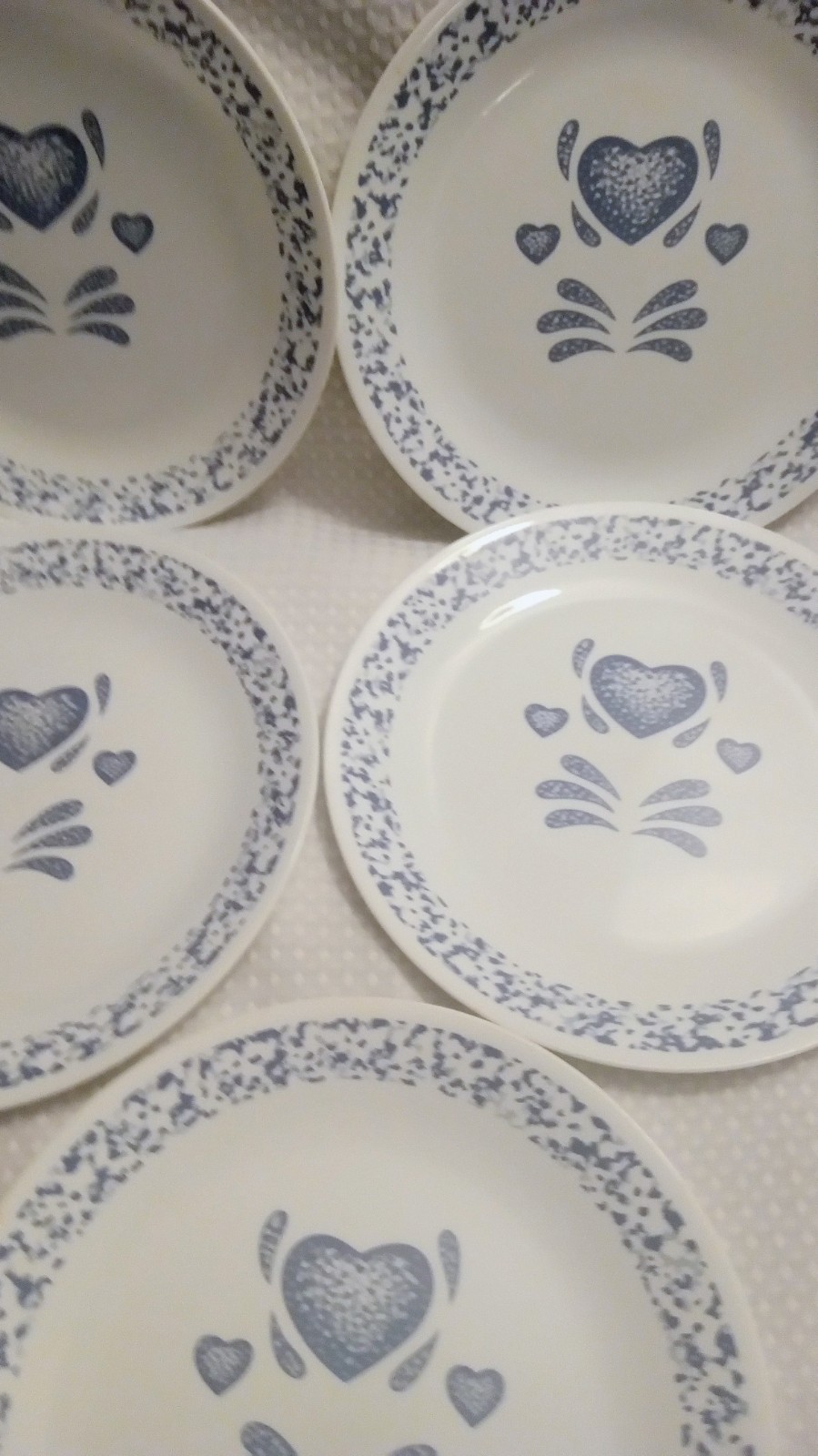 Corelle Spong Blue Hearts Dinner Plates