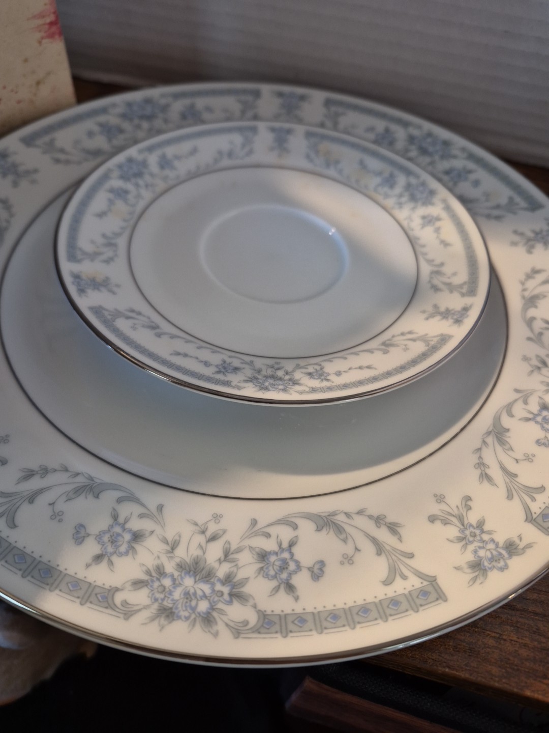 Sheffield Blue Whisper 4 Piece Place Setting Porcelain Fine China Set 1985