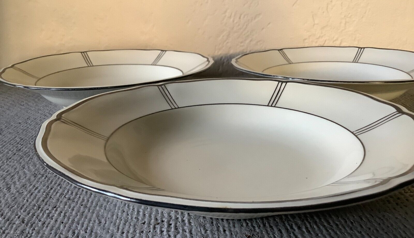 Vintage Mitterteich Bavaria Germany Set of 3 Soup Coupe Bowls 9 1/2″ NICE Shape