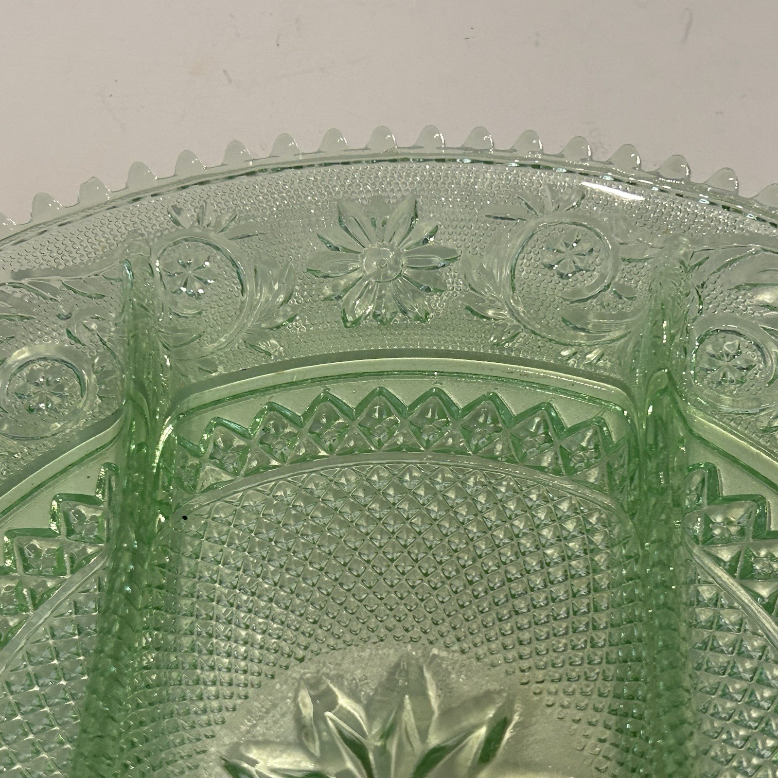 Green Indiana Glass Tiara Divided Relish Serving Plate Platter 12″ Saw Tooth Vtg