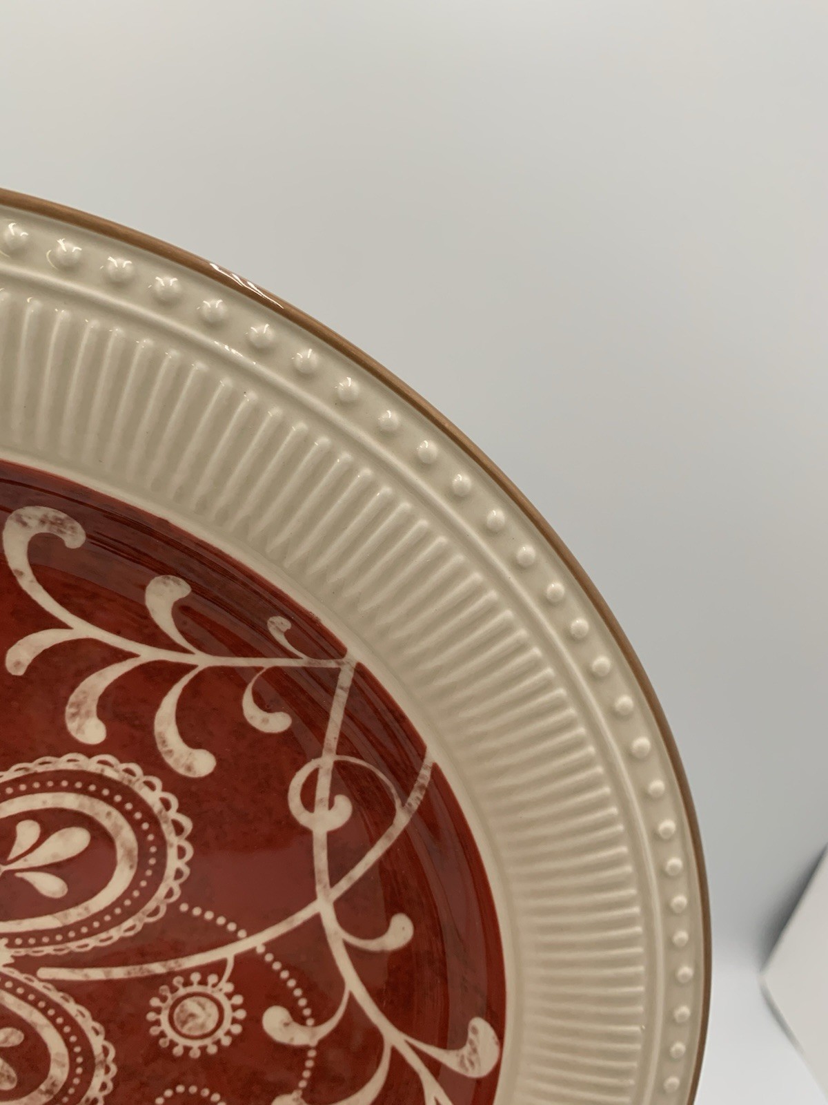 Pier 1 Maribeth Set of 2 Red Floral Cream Rim Dinner Ironstone Plates 11″