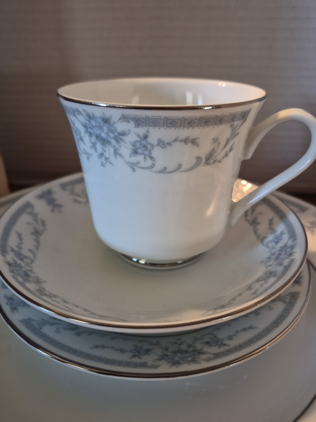 Sheffield Blue Whisper 4 Piece Place Setting Porcelain Fine China Set 1985