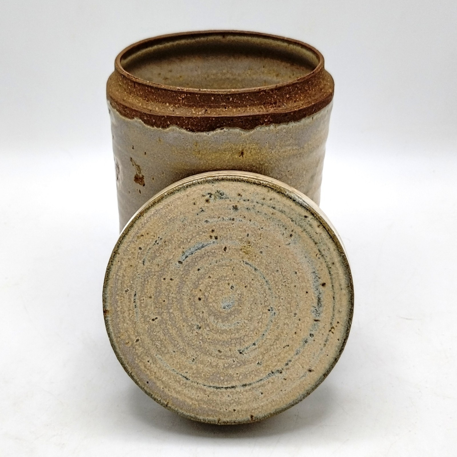 Vintage Studio Pottery Lidded Stoneware Jar Crock Canister Cream 5″ Signed