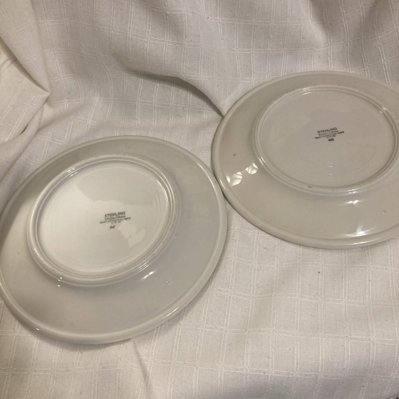 2 Vintage Sterling Restaurant Ware Vitrified China E Liverpool OH Plates 7.75 In