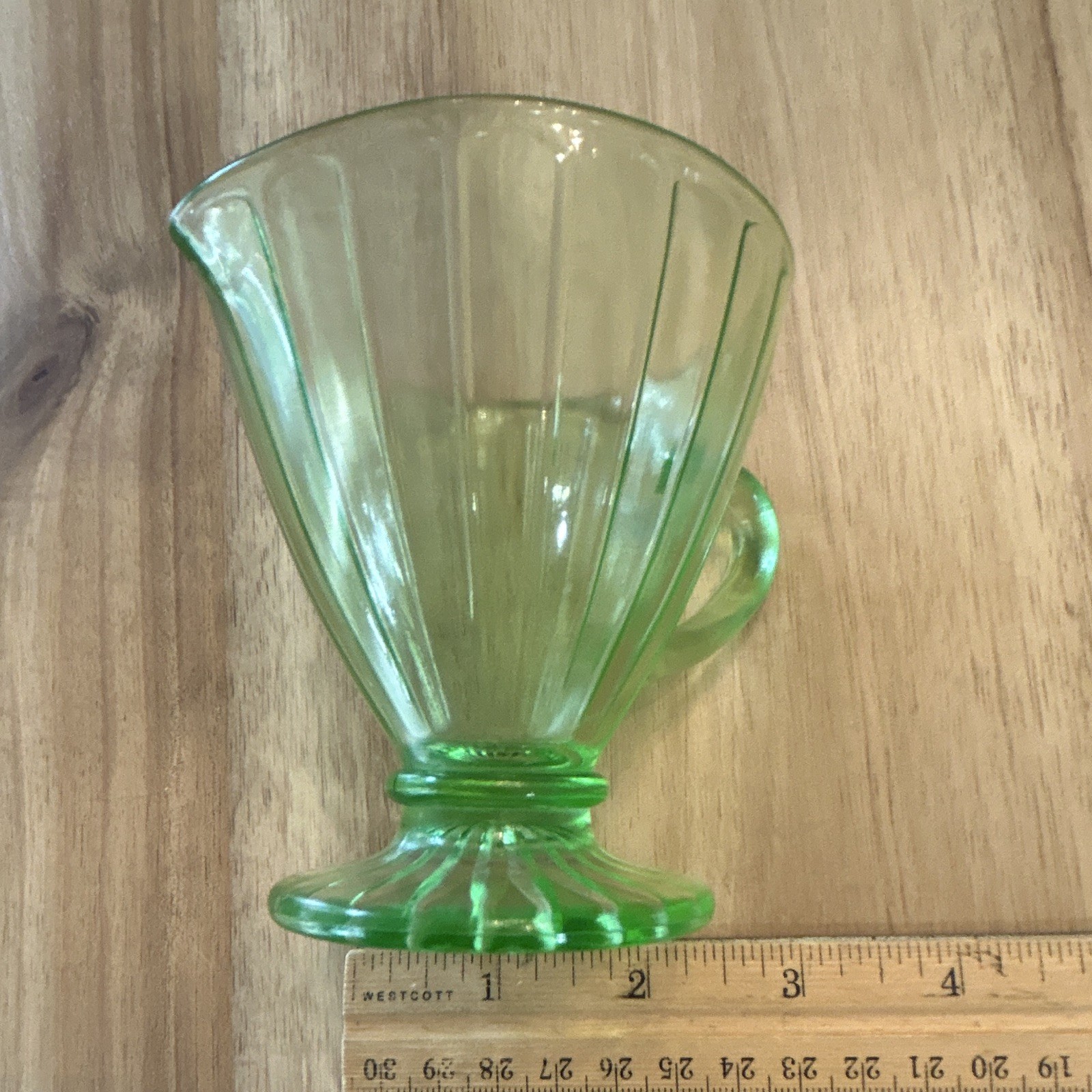 Vintage uranium Creamer Pitcher with Handle, 8 oz, 5.5in x 3.5in