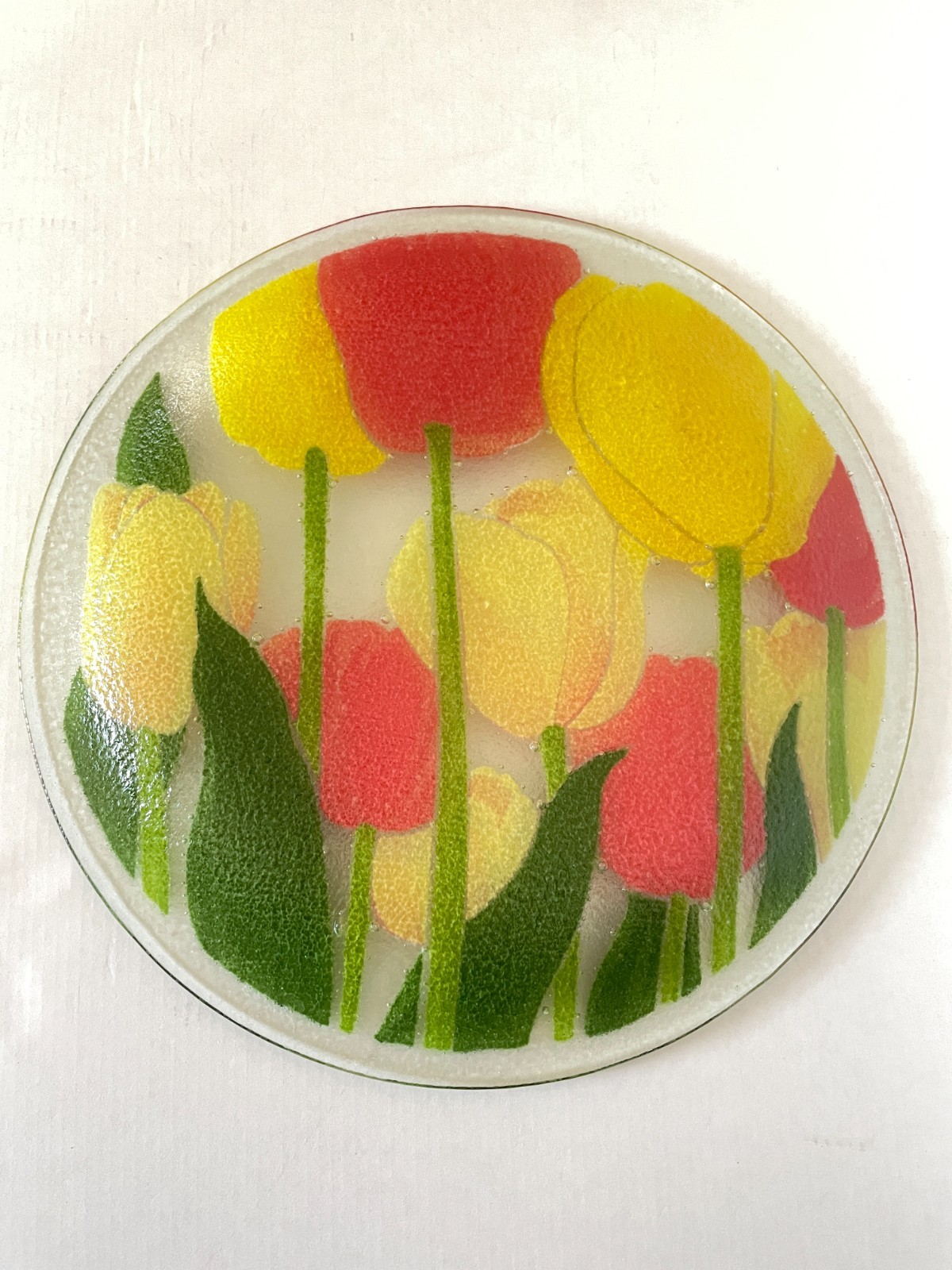 Peggy Karr Tulips Fused Art Glass Plate 11″ Floral Home Decor Cottagecore 2008