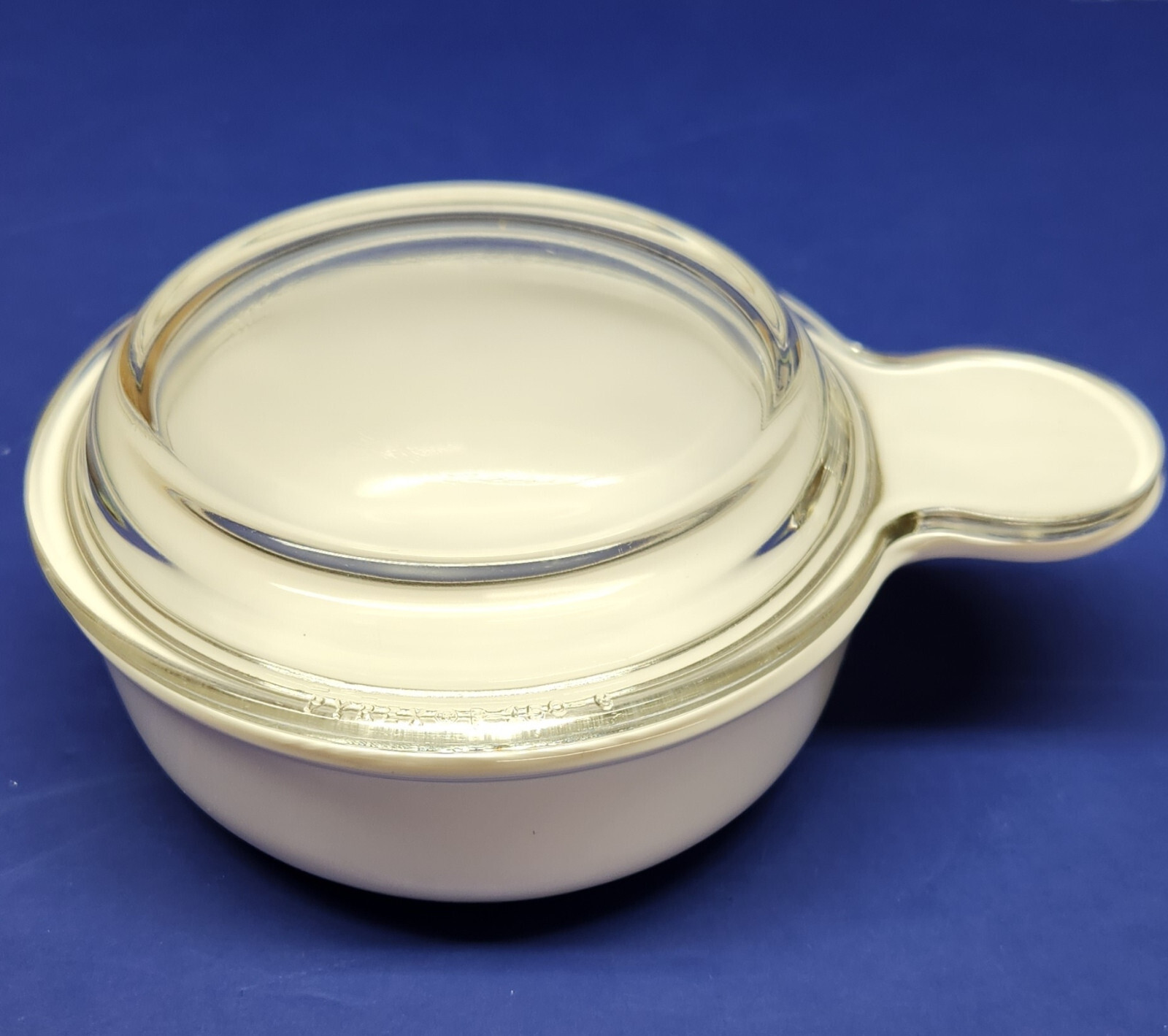 2 CORNING Grab-its P-14-B / P-150-B Small Round & Oval w/2 Pyrex Glas Lids WHITE