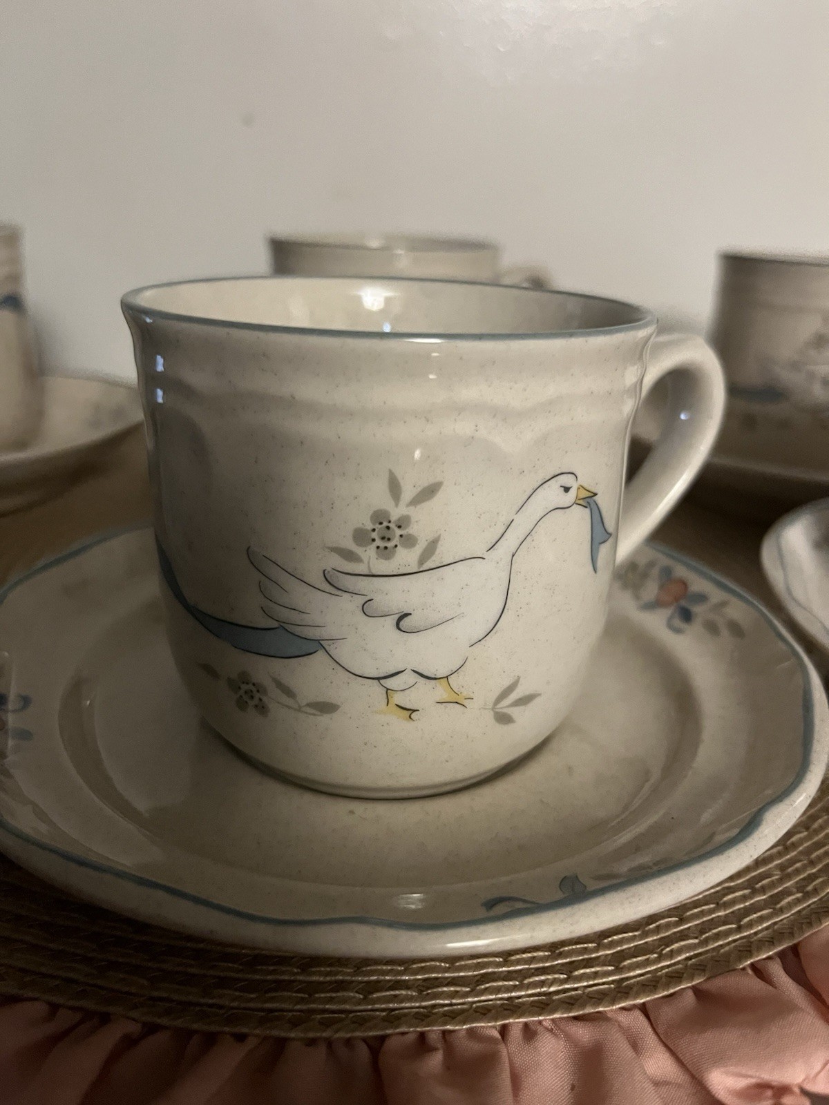 6 piece cups/saucers Marmalade International Tableworks Stoneware goose/fruit
