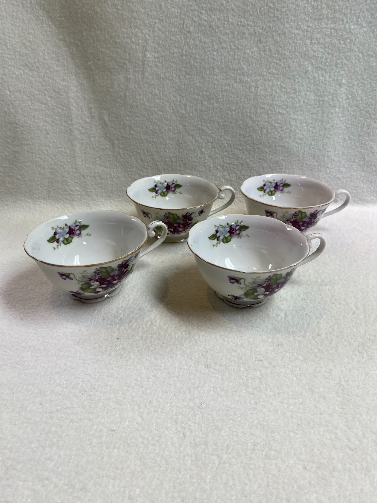 Vtg Hand-painted Lefton Purple Violet 8 Piece Snack Plates with Matching Cup Set