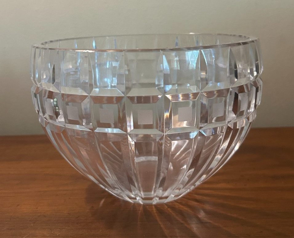 Marquis by Waterford Quadrata Pattern Crystal Bowl Discontinued 7 1/2″ – Poland