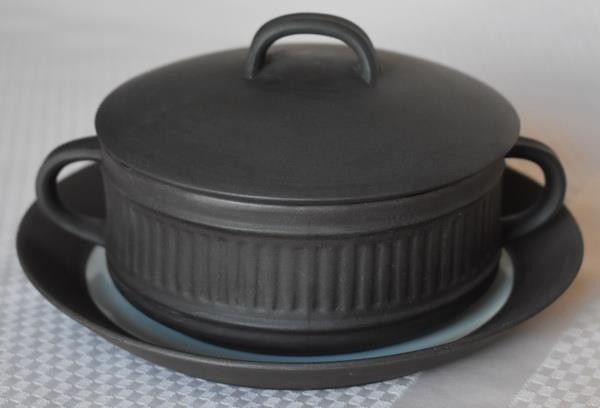 HANDSOME CIRCA 1960’S DANSK SMOOTH FLAMESTONE DARK BROWN BREAD PLATE – HAVE 6