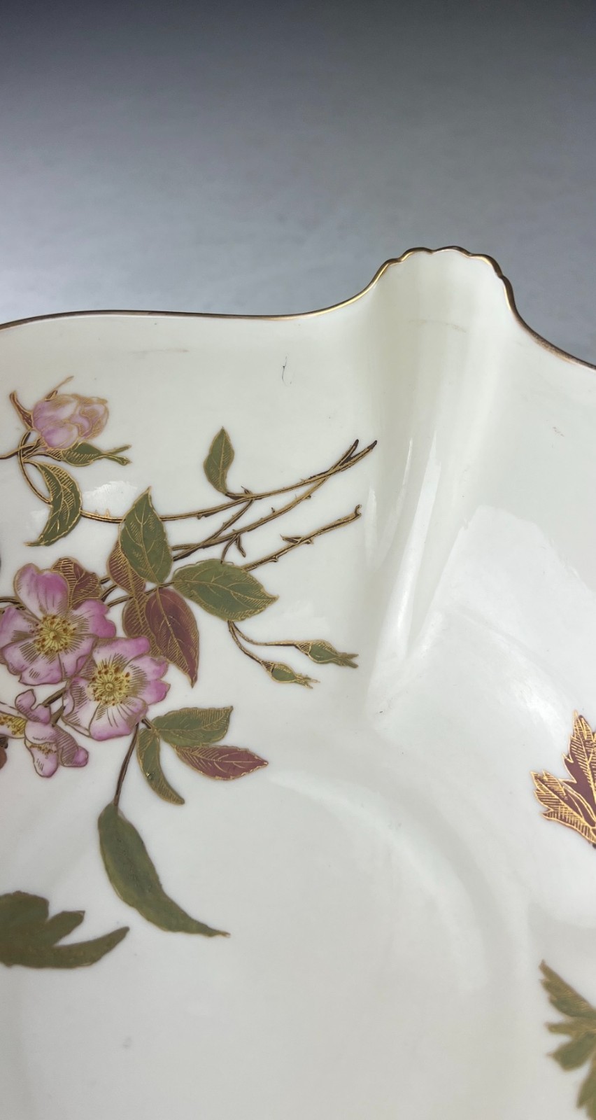 Antique Royal Worcester Large Blush Ivory Double Handled Centerpiece Bowl 1435
