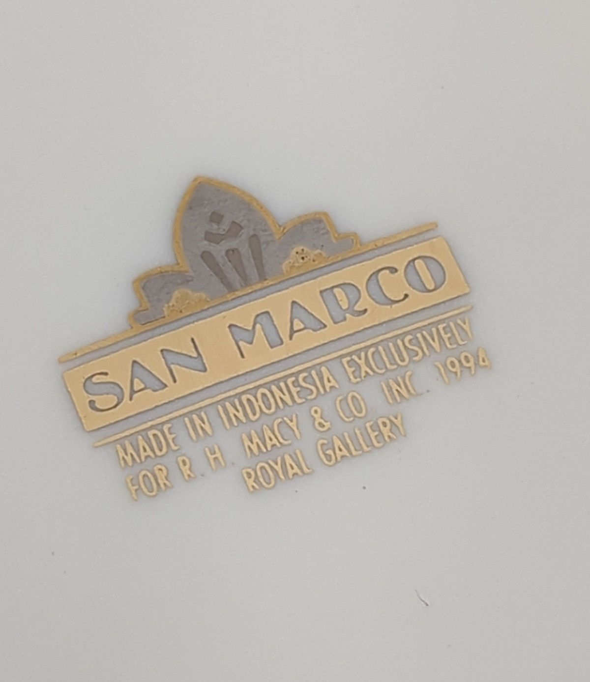 Set of 3 Vintage 1994 Macy’s Royal Gallery San Marco 9″ Gold Trim Serving Bowls