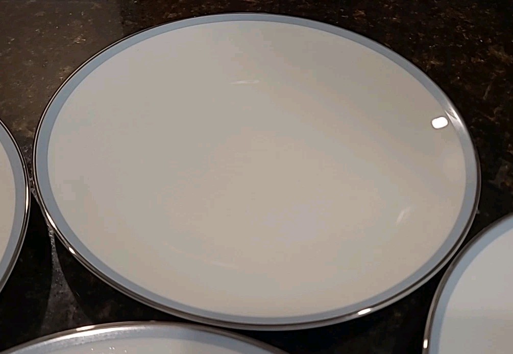 SET (8) Noritake China BLUETONE 8 1/8″ Salad Plates 6379 Japan. Blue, Platinum
