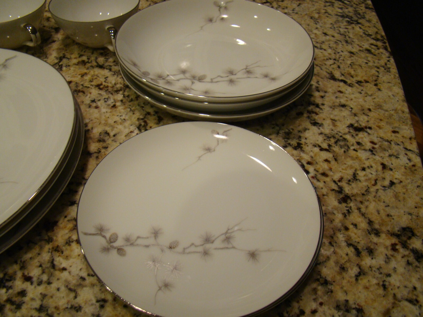 Vintage Mikasa Fine China Yamato Japan – Sendai #6168- Four Piece Place Setting