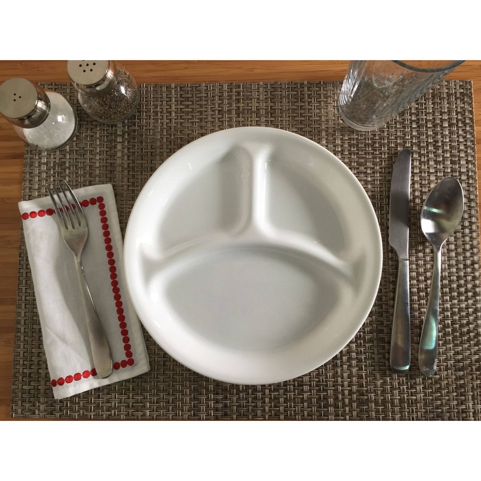 10.25″ Divided Dinner Plate Winter Frost W/ 3 Compartments – For Portion Control