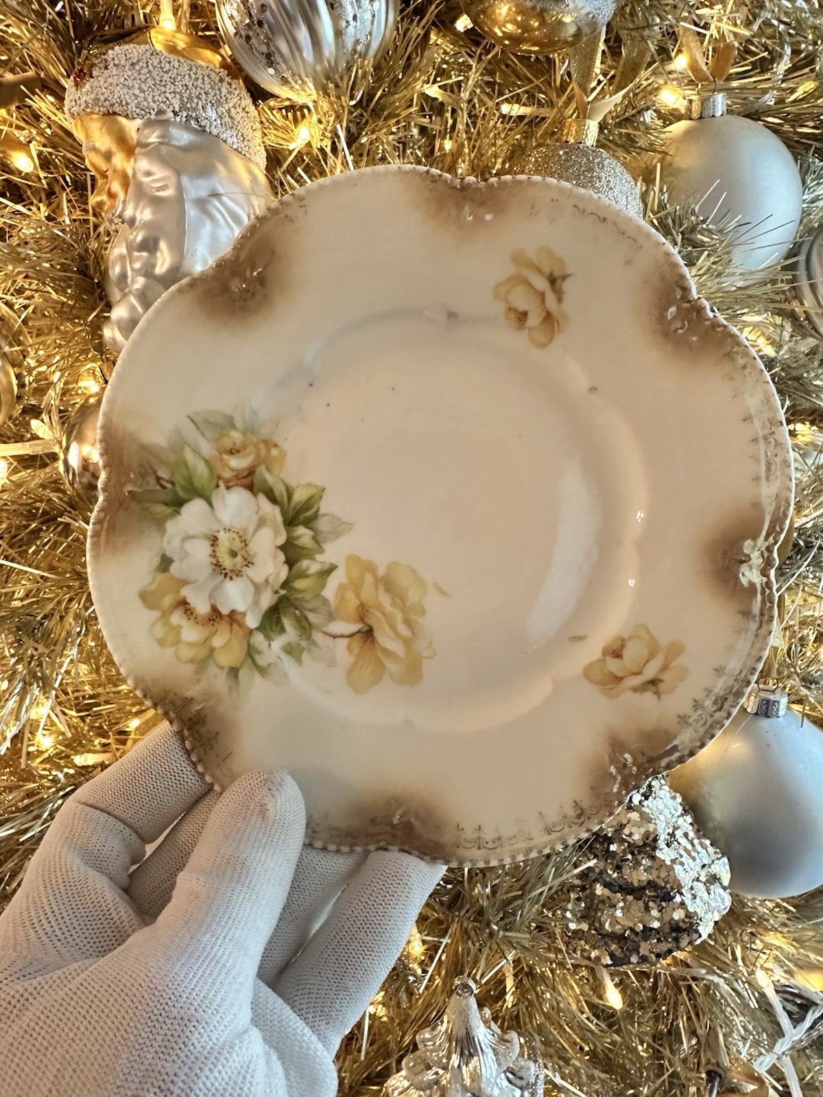 Antique R.S. Prussia Red Mark 6″ Plate Yellow Roses Gold Gilt Scalloped Edge