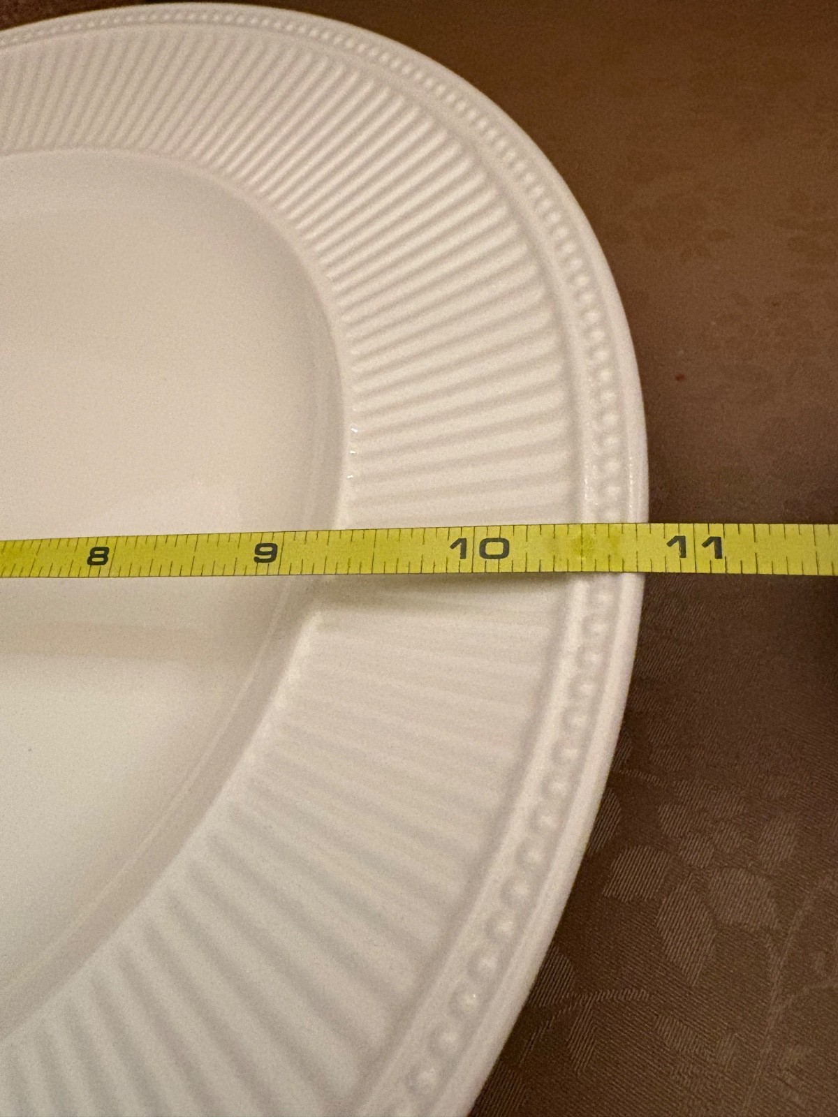 WEDGWOOD * WINDSOR * (3) Dinner Plates / WHITE IVORY – SET (s) of 3 PLATE – DOTS