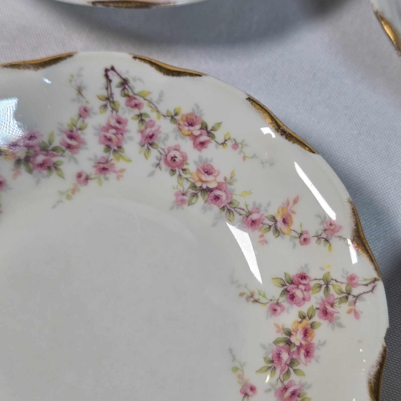 6 Theodore Haviland Varenne USA 5 in Small Dessert Fruit Bowls Tiny Roses chip*