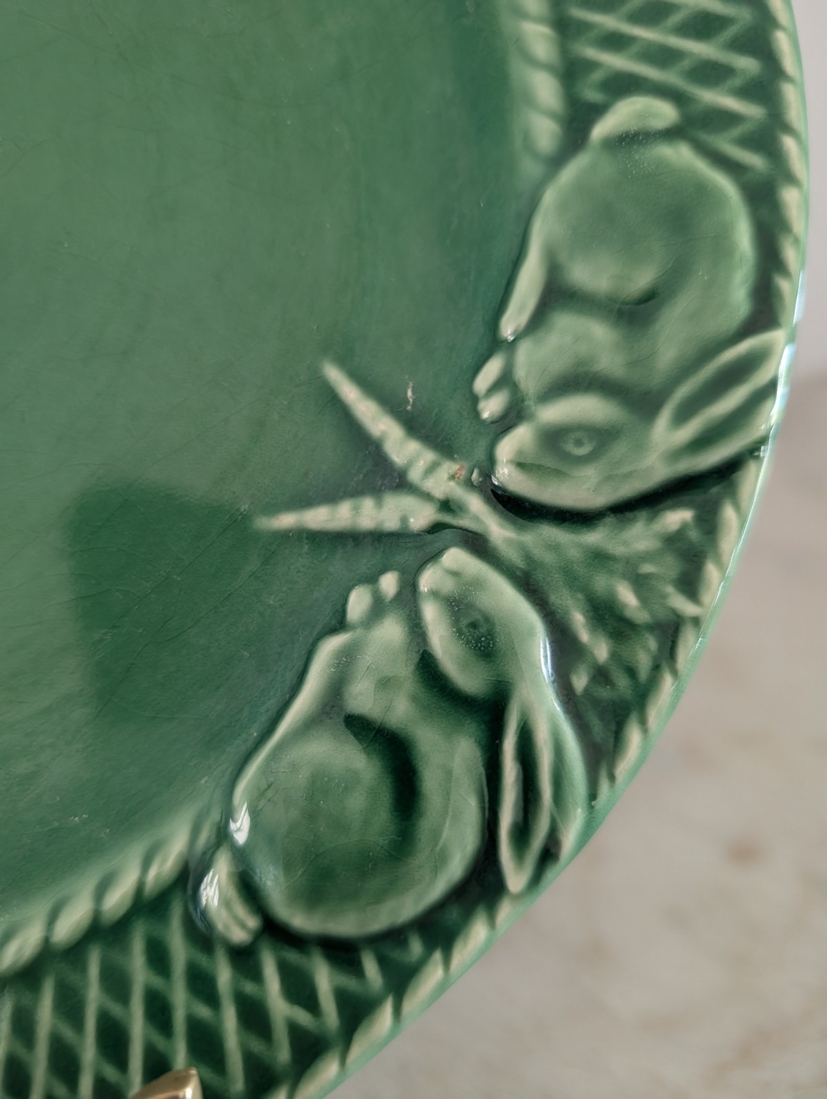 Vtg Bordallo Pinheiro Rabbit Green Dinner Plate 10.25″ Set Of 2 Read Description