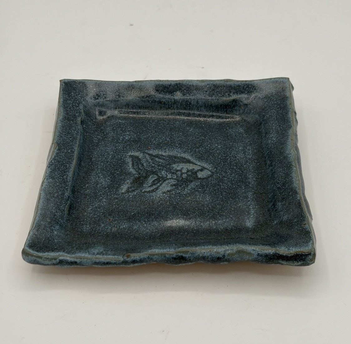 Beta Fish Tropical Blue Primitive Studio Art Pottery Trinket Dish 4.5” DM