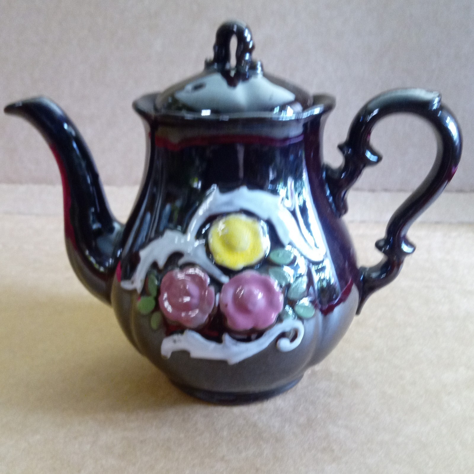 Made in occupied Japan Glossy Brown Ceramic Floral Art Pottery Tea Pot