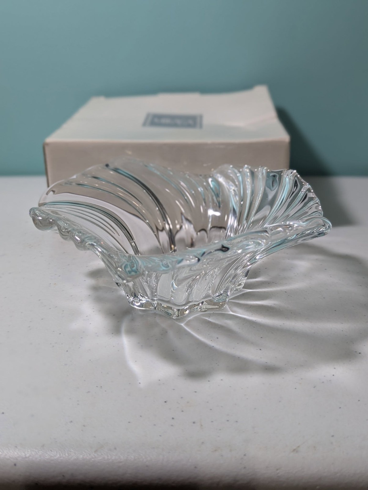Crystal Belle Epoque Small Centerpiece Bowl 8 1/4″ SB000/719 Mikasa