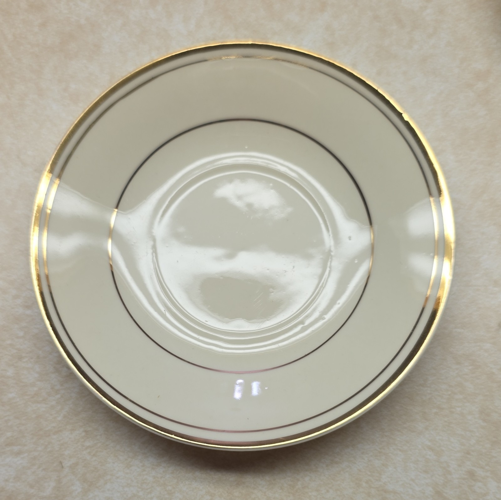 Toscany Collection China Ivory Gold Cup & Saucer Set Twelve-Piece Glossy Finish