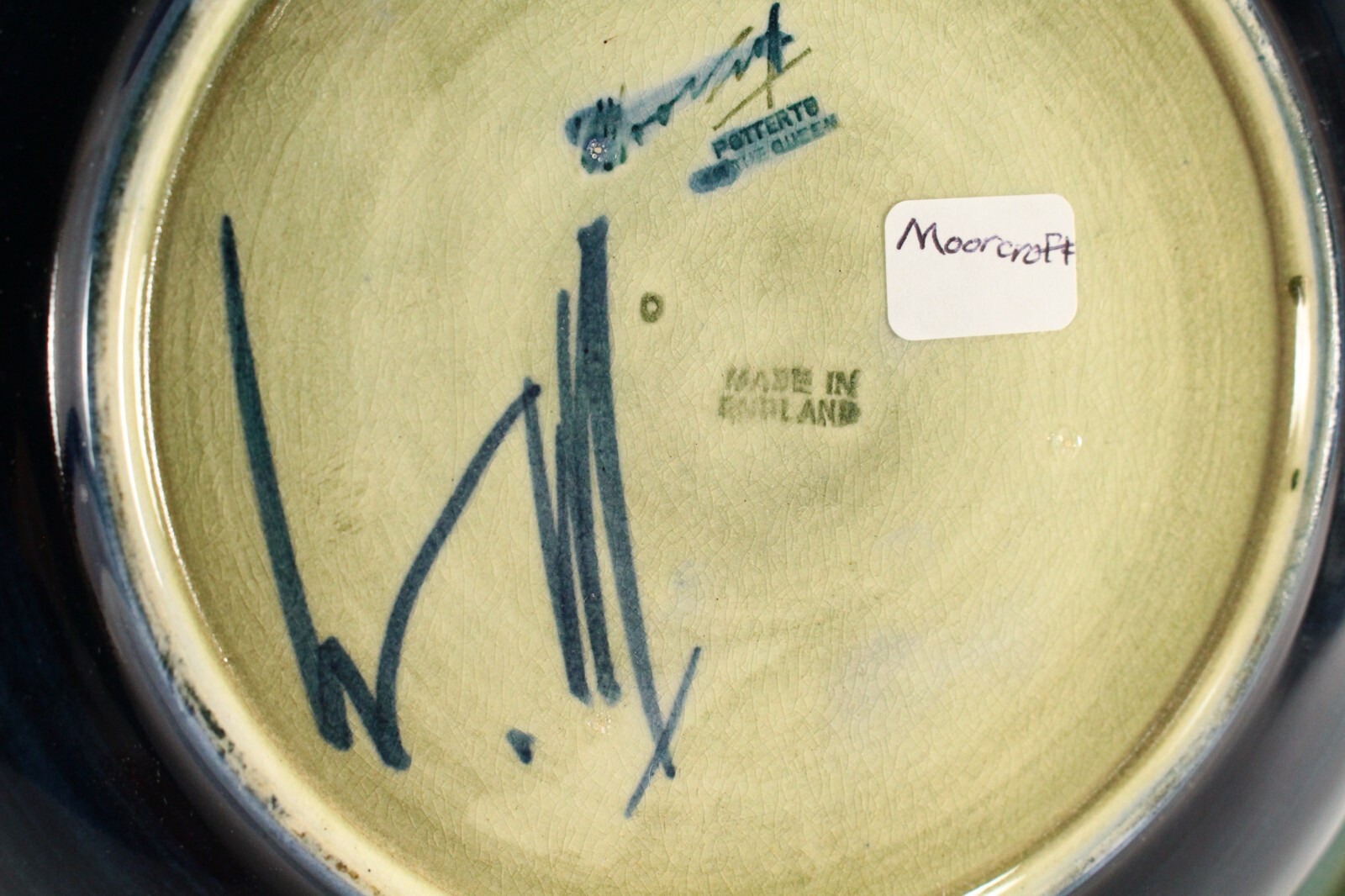 = 1930s Moorcroft Pottery Flambe Plate With Leaf & Berry Green Glaze England 9″