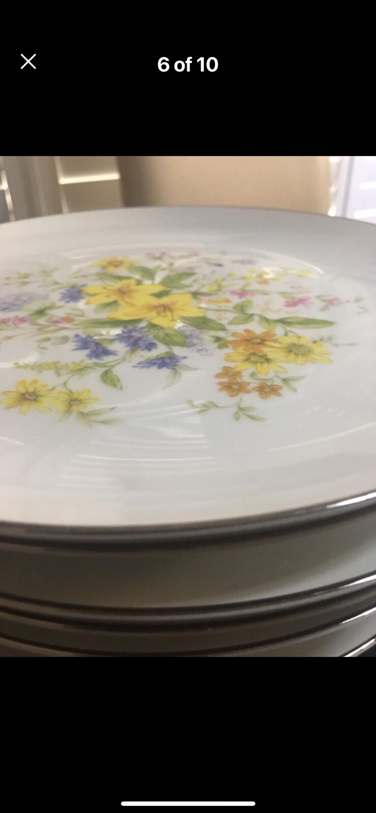 Vintage (1950) Gildhar Ltd Fine China Complete 8 Place Setting. Model #6199