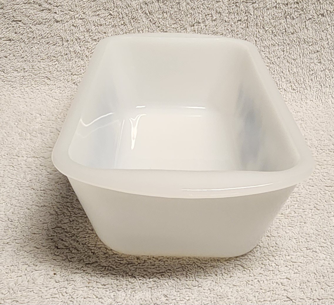 Vintage Glasbake Old Town Blue Onion 1.5 Quart Casserole Dish Loaf Pan J522