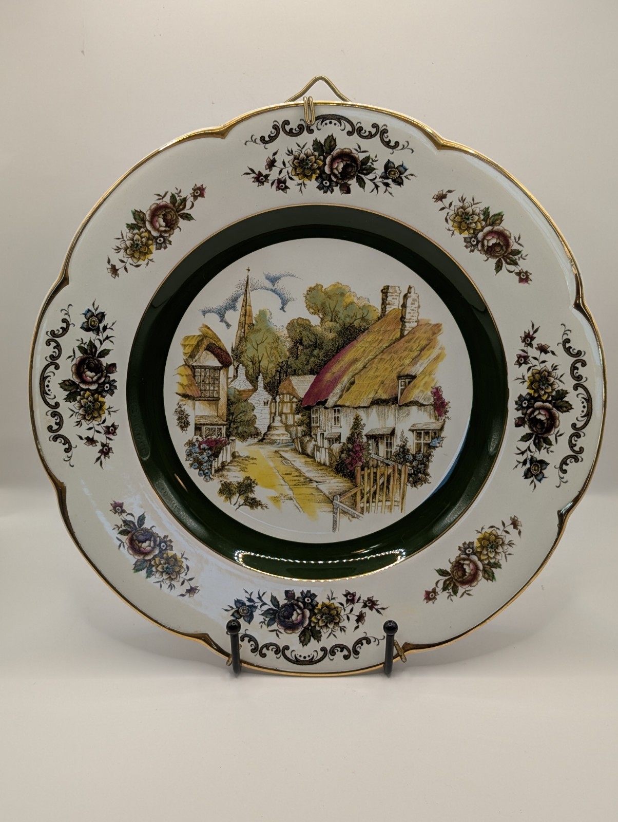 Vtg Set 2 Ascot Service Wall Plates Wood & Sons England Decorative 10″ Hangers