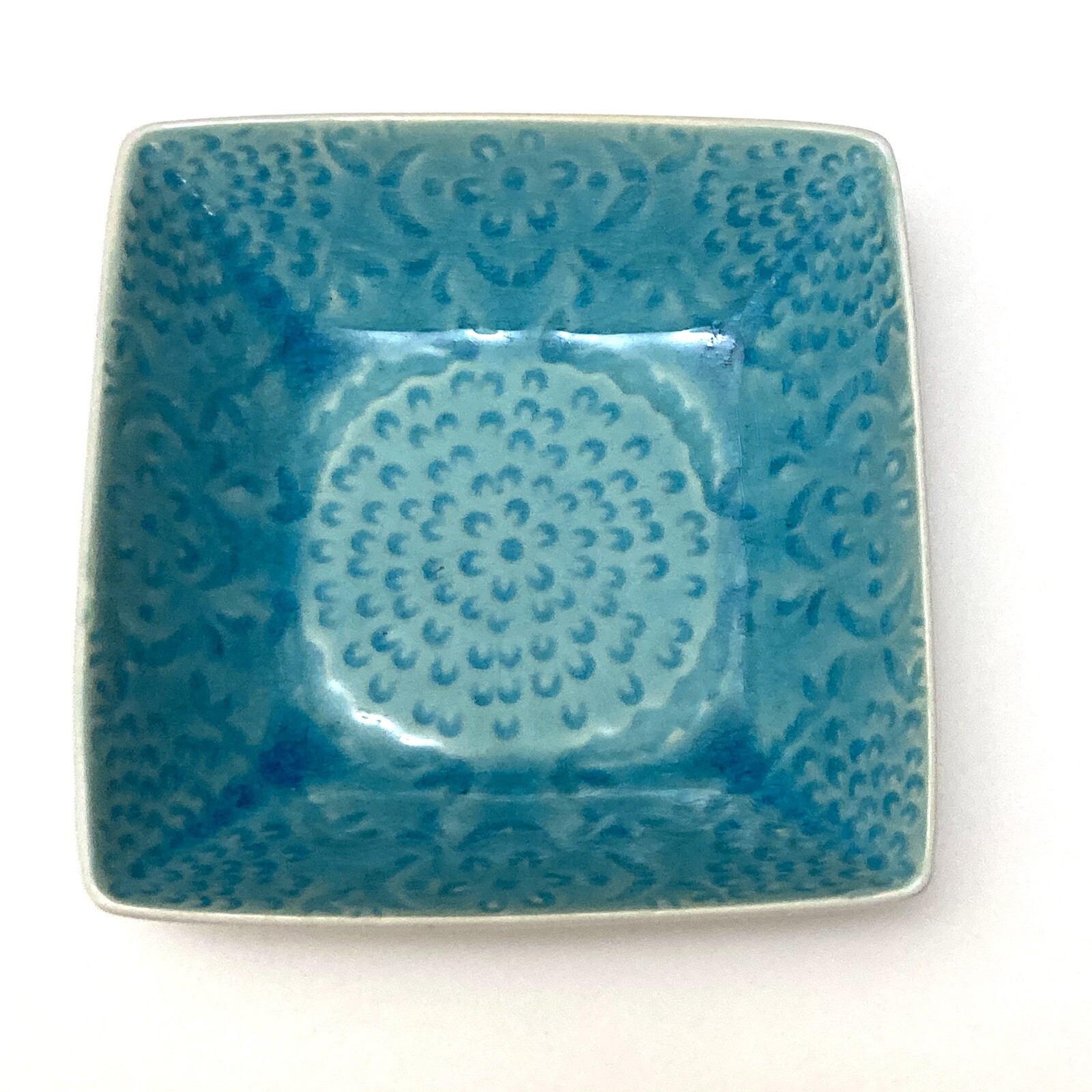 ROSCHER Turquoise Blue Crackle Floral Embossed Pomegranate Square Bowl 6.75″