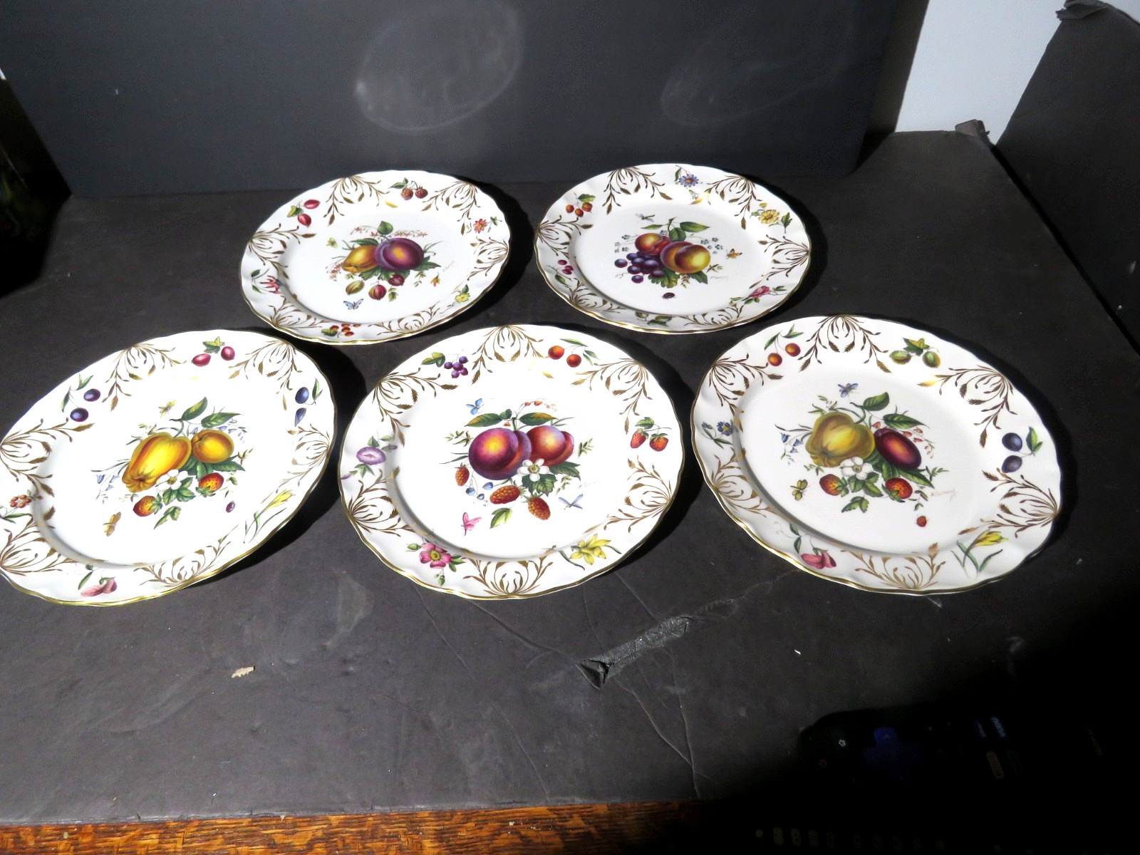 8 Royal Worcester 9″ Bone China Botanical Style Plates Signed E. Townsend