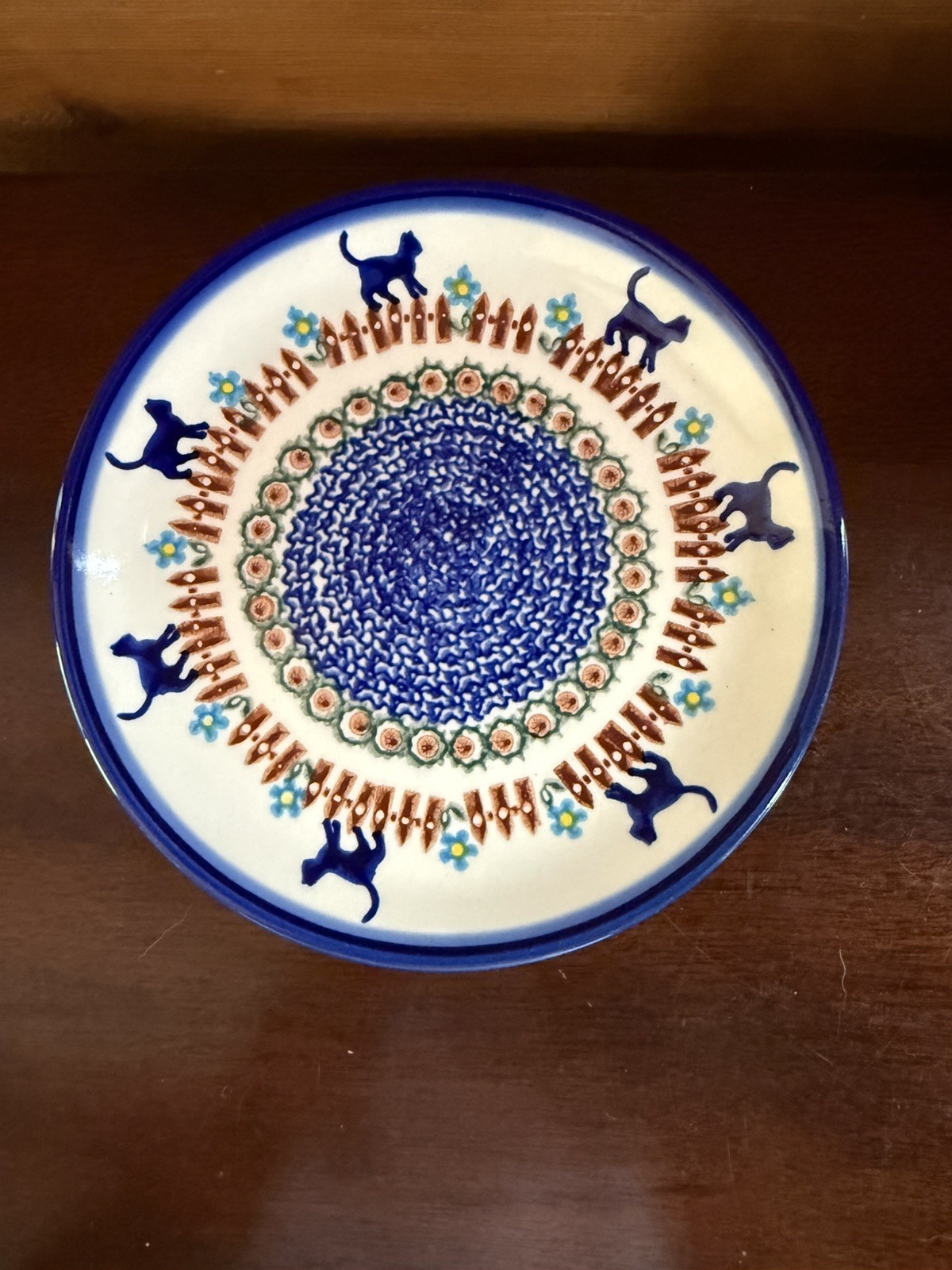 Ceramika Vena Polish Pottery Salad / Dessert Plate Cats & Fences 7.75″