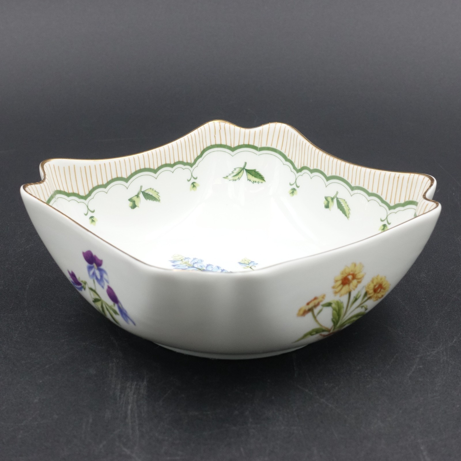 Vtg Georges Briard Victorian Gardens Floral 5 in Square Bowl Texas Bluebonnet VG