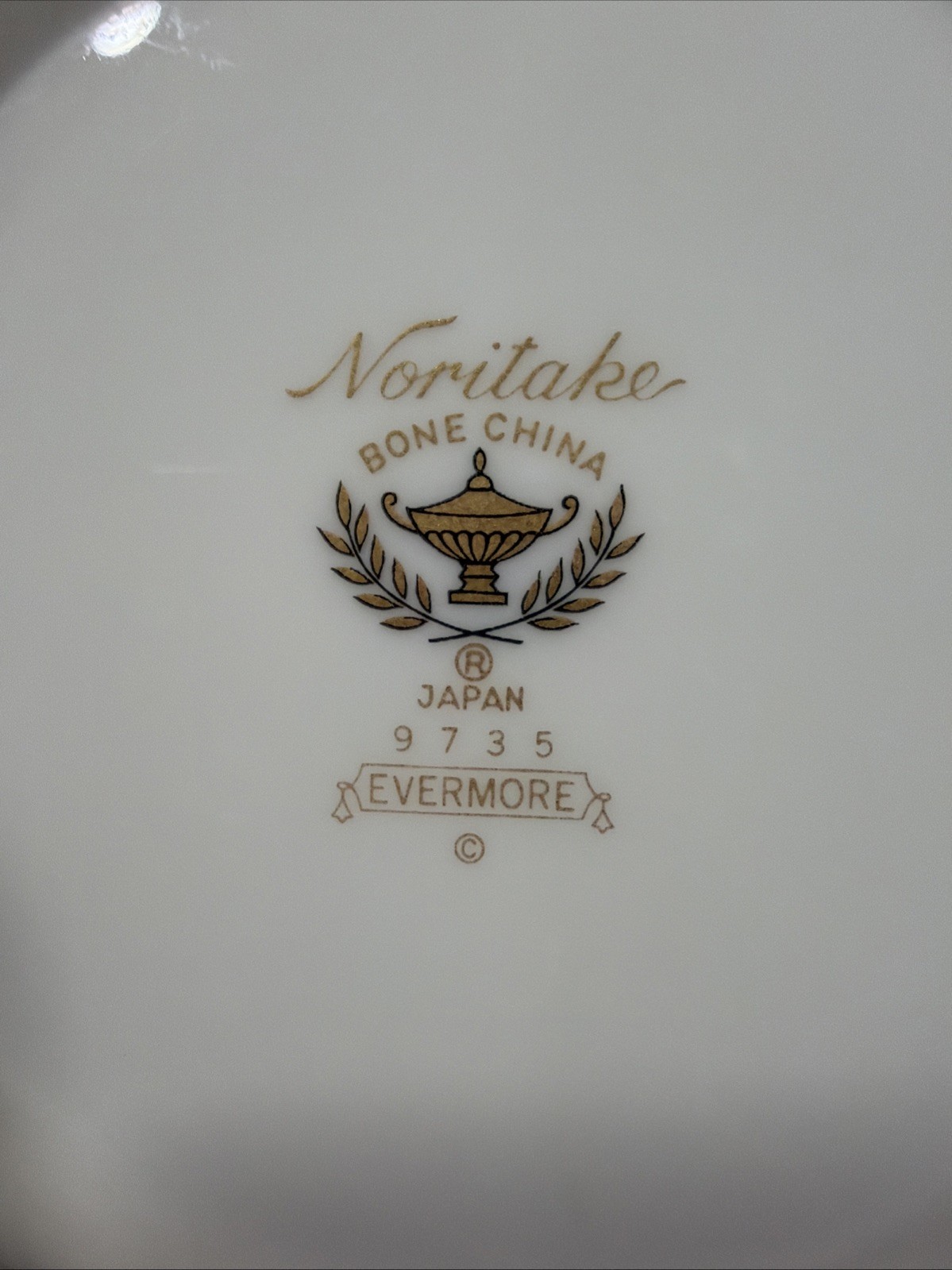 Noritake Fine China – EVERMORE Pattern #9735 – 8 1/4″ Rim Soup Bowl Set Of 4