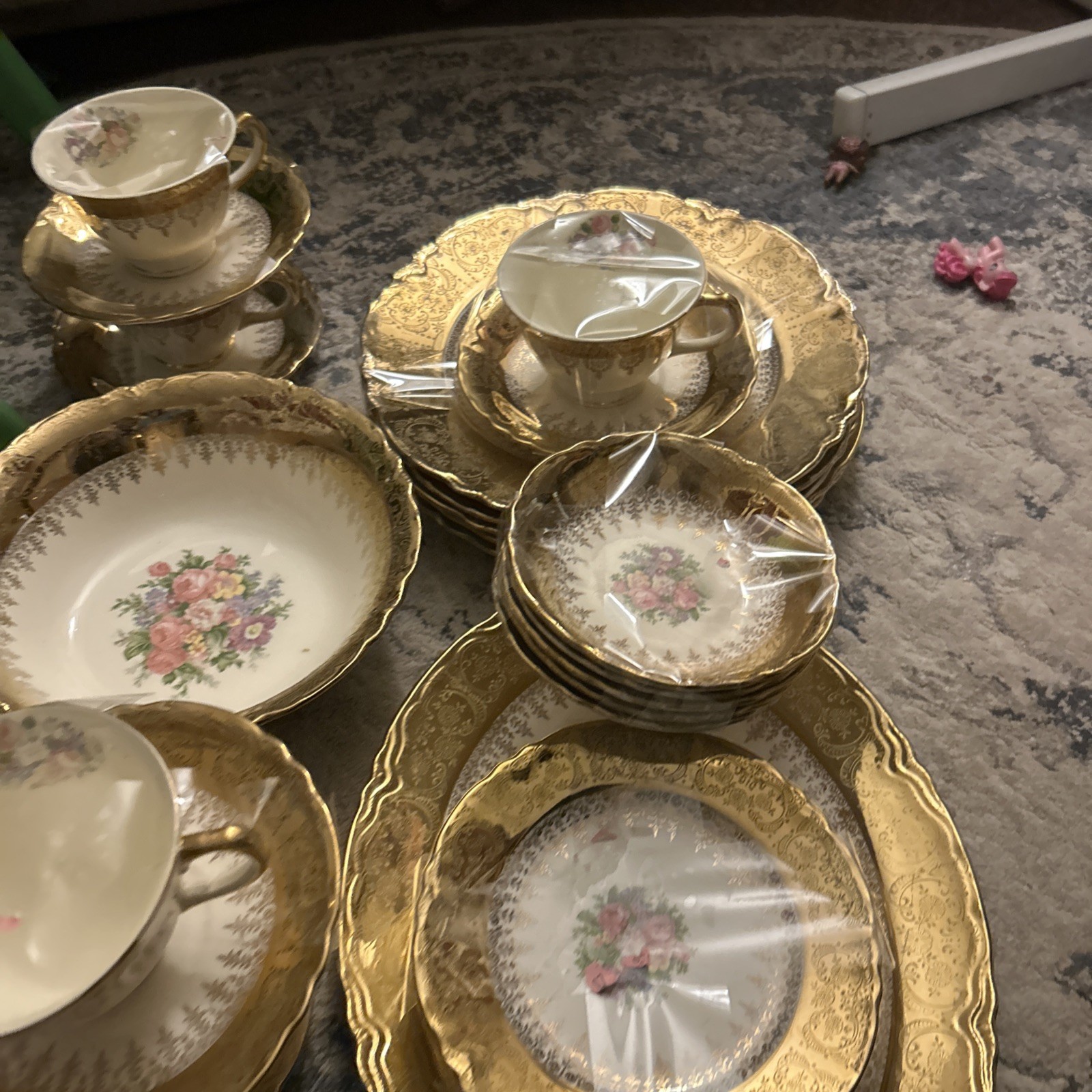 Homer Laughlin Vogue 22K Gold Flowers Victorian Republic Set Vintage