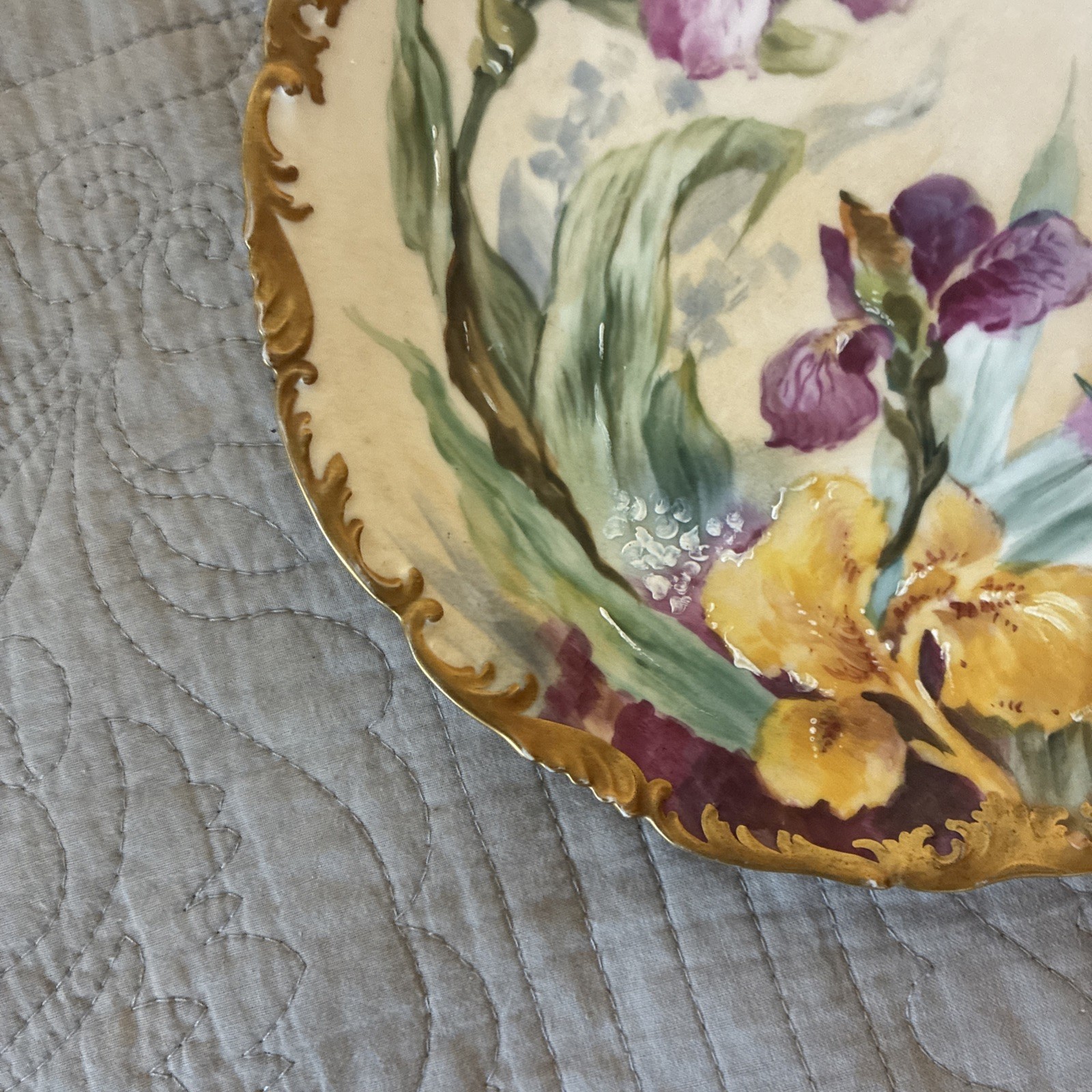 ANTIQUE LIMOGES HAND PAINTED FLORAL PLAQUE PLATE GOLD / SIGNED