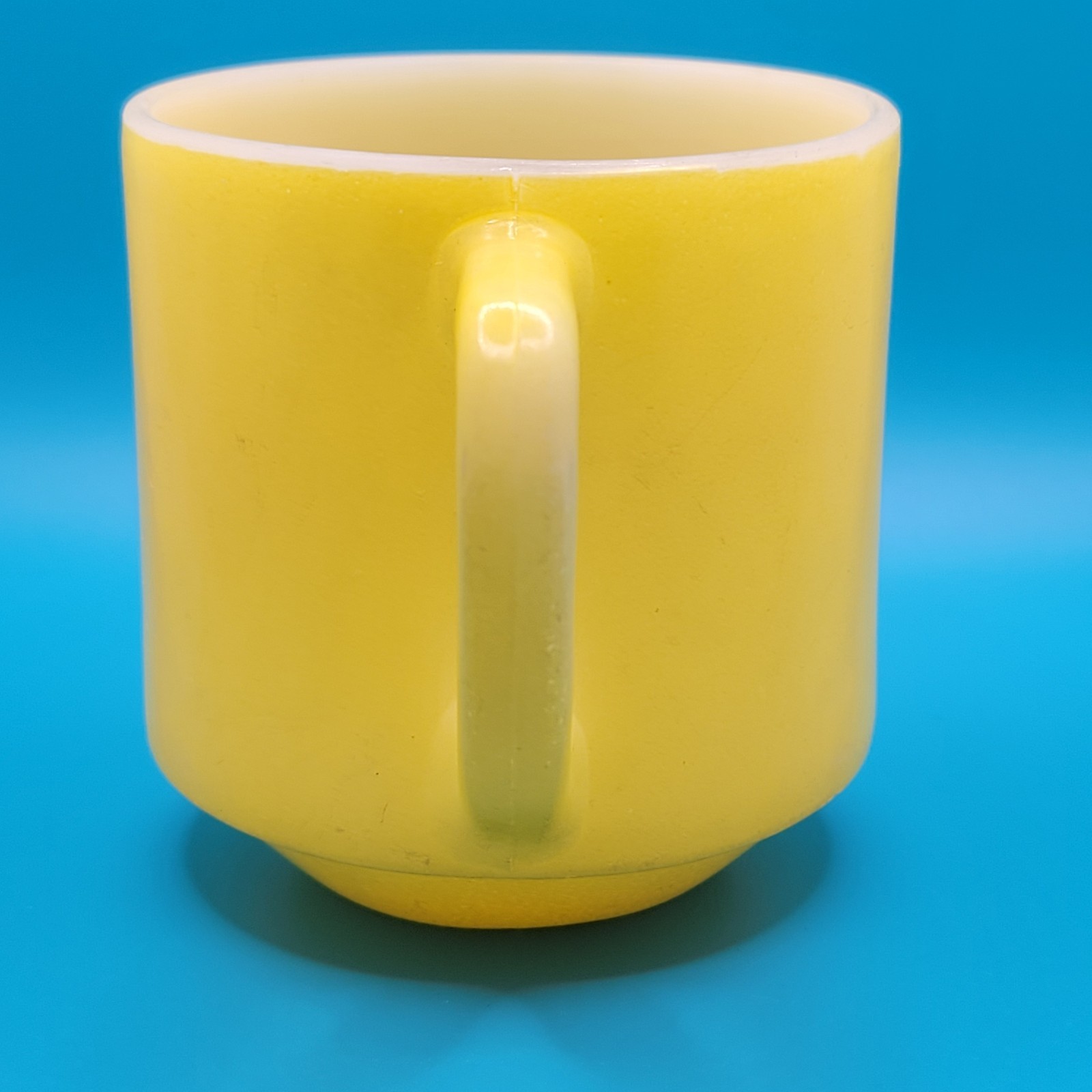 Vintage 1960s Federal Glass Yellow Milk Glass D-Handle Coffee Mug 8 oz MCM