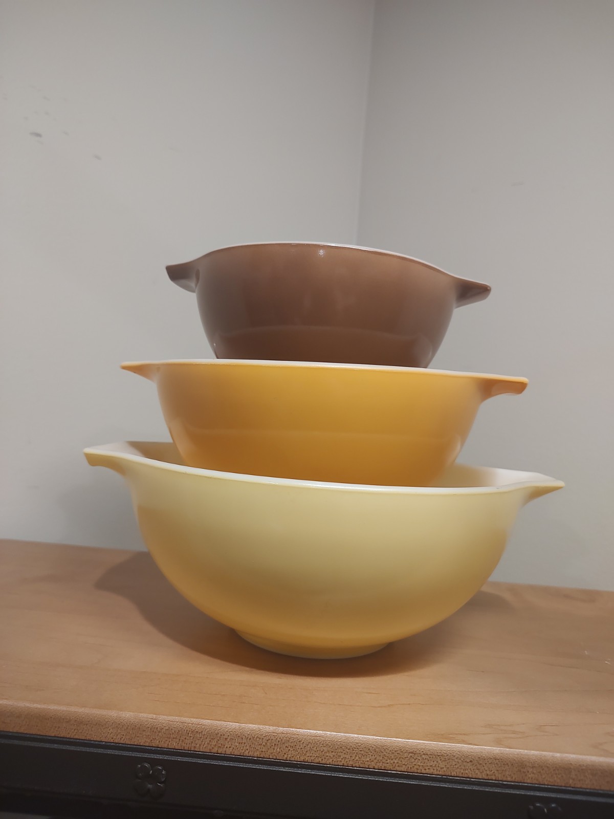 Pyrex Town & Country Cinderella Nesting Bowls Set of 3 Vintage