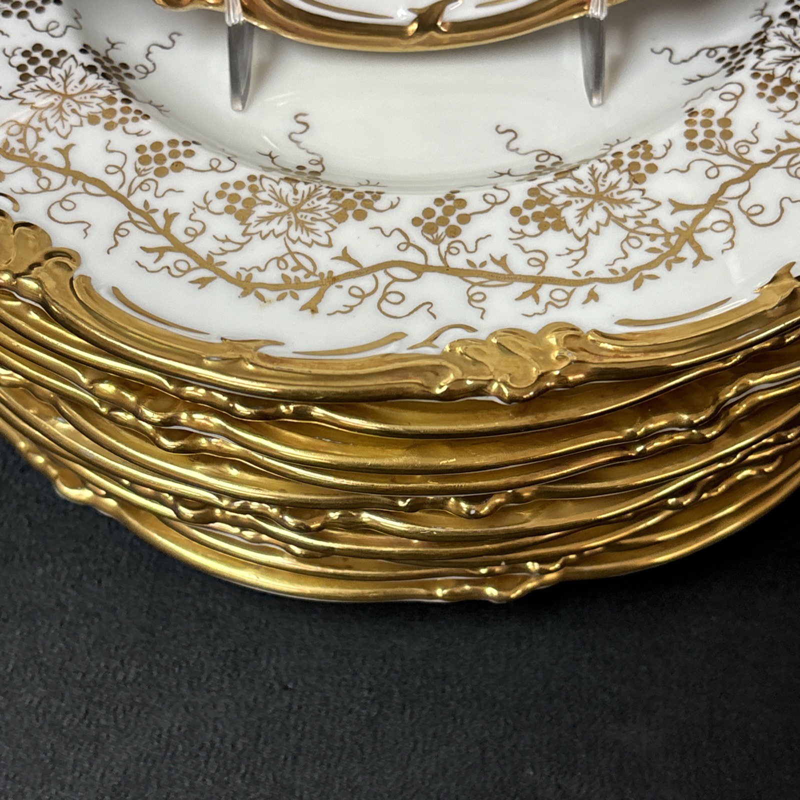 Royal Cauldon KINGS PLATE Salad Plate 8 1/8 Inches