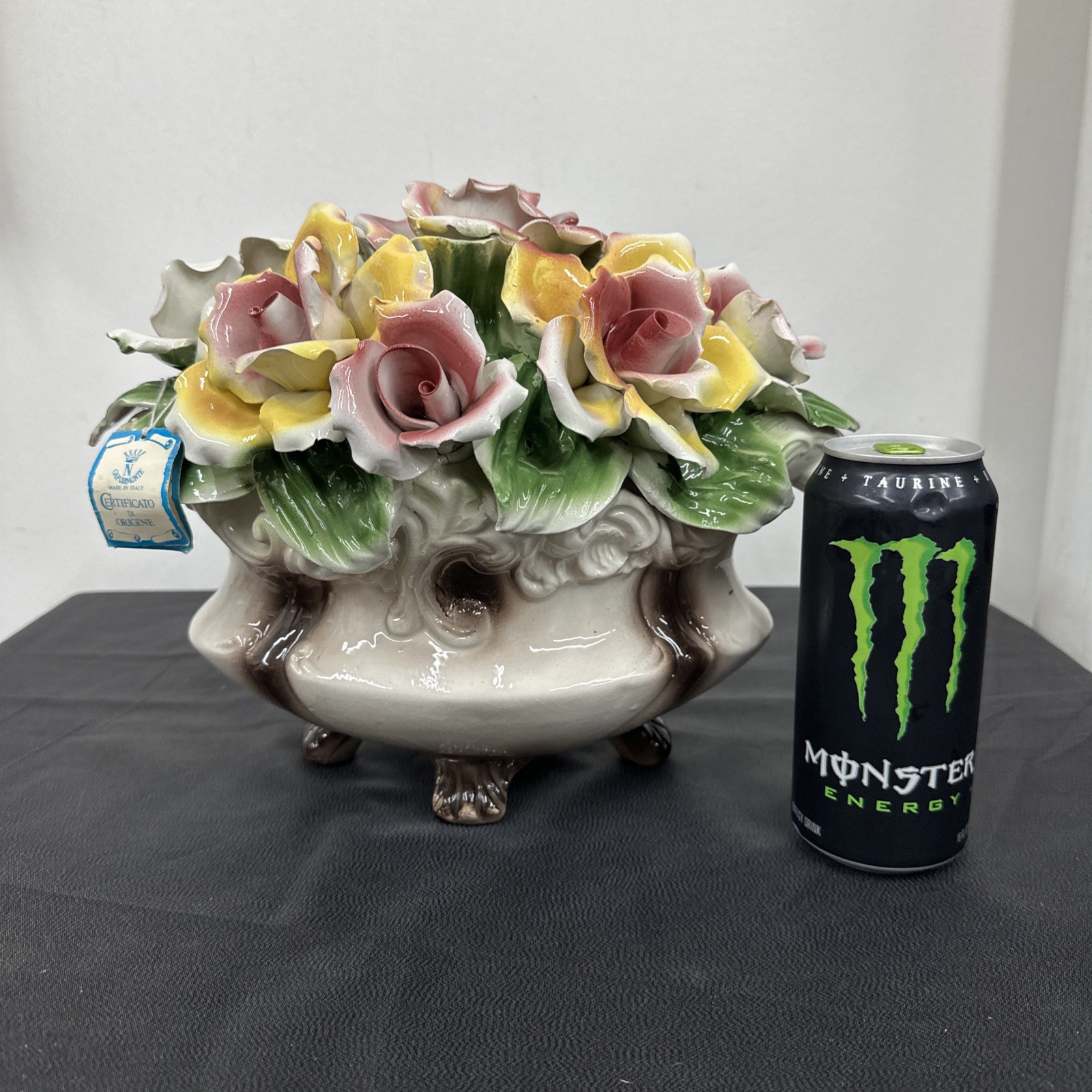 MCM Capodimonte Roses Porcelain Floral Italian Centerpiece XL Size Made in Italy