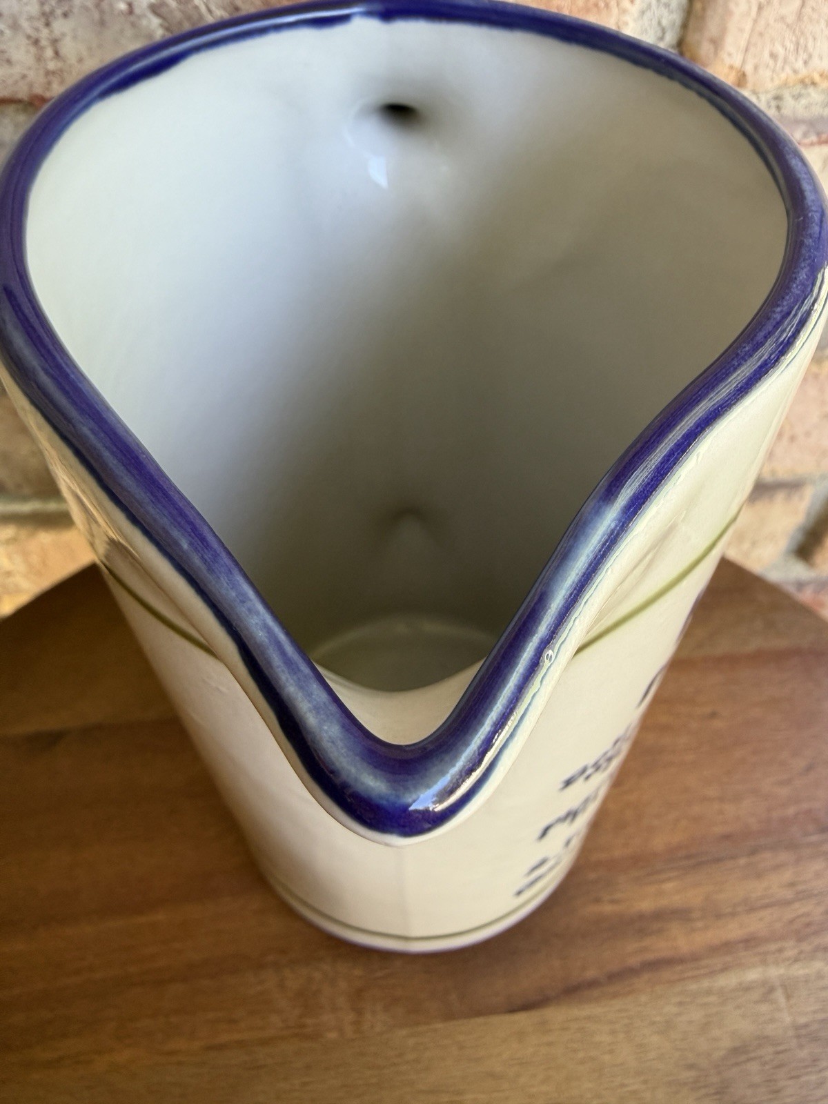 Louisville KY Pottery Stoneware Mint Julep Pitcher USA 36oz EUC