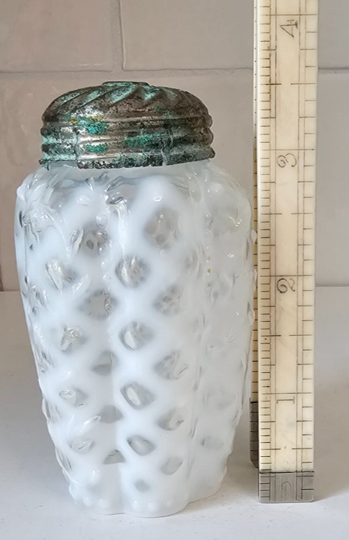 EAPG Victorian Glass Salt Pepper Shaker Opalescent White Ribbed Lattice