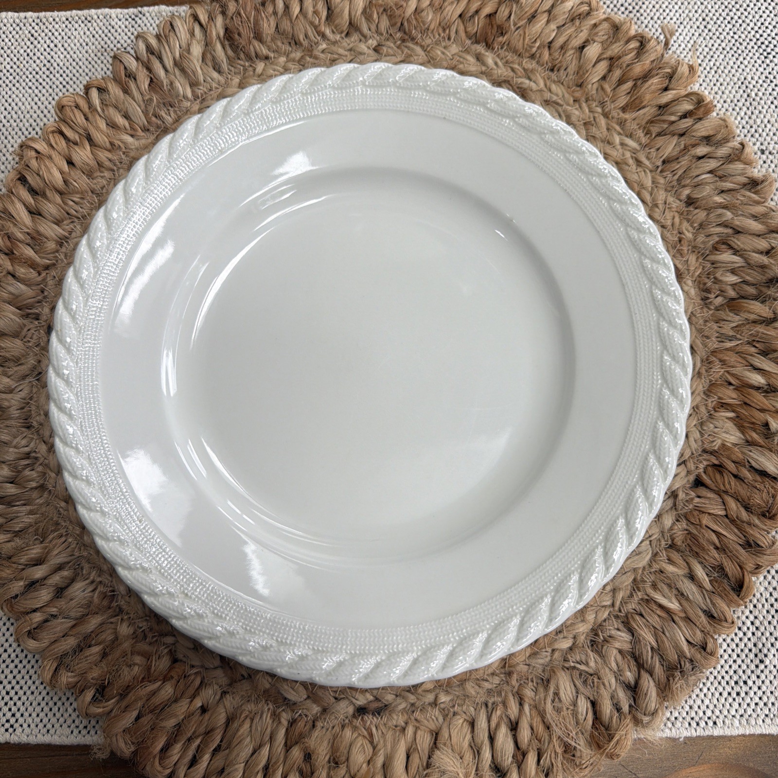 Ralph Lauren Clearwater Wedgwood Dinner plate 10 1/2” England Bone China