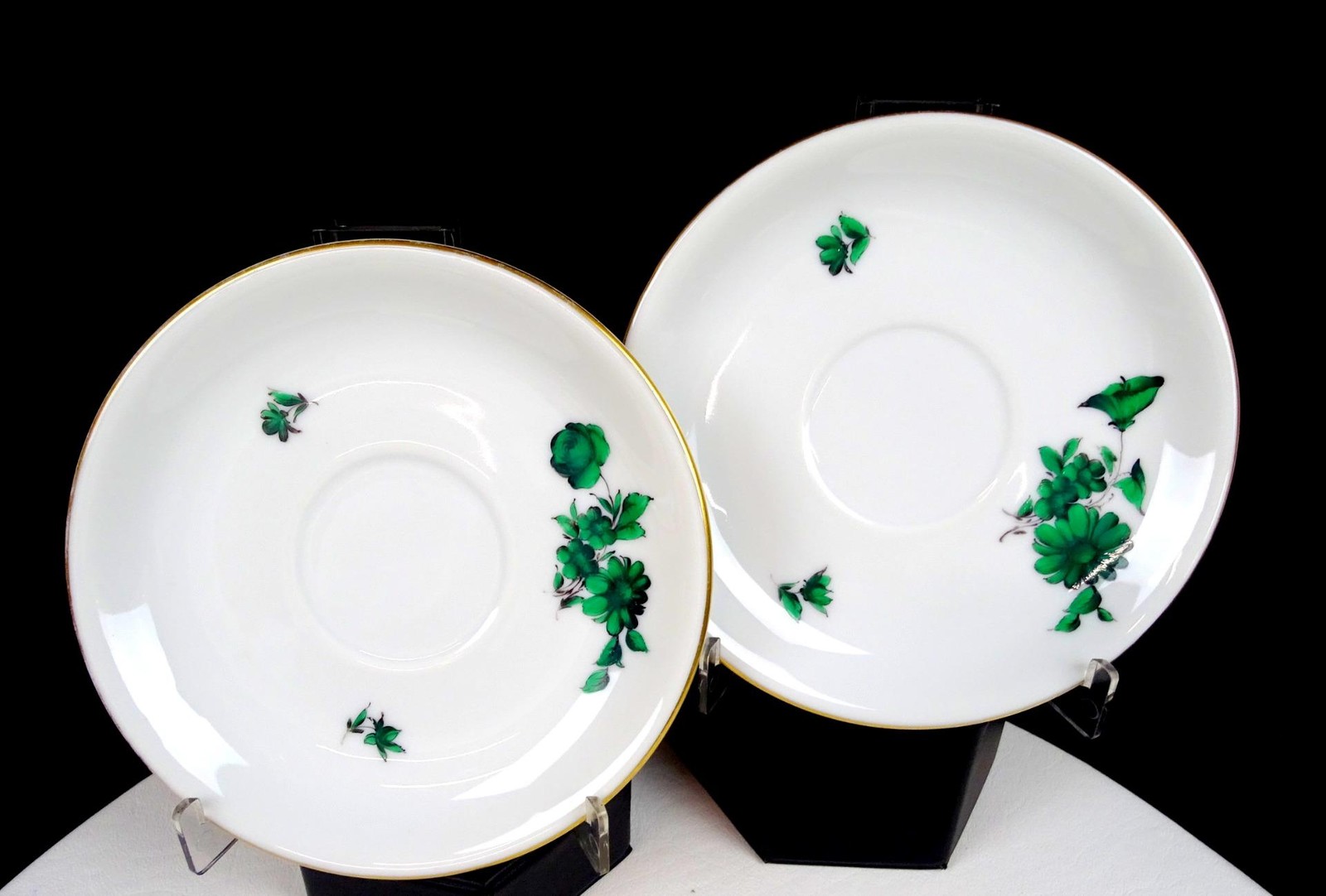 Wiener Porzellan Austria Maria Theresa Green Rose 2 Pc 5 7/8″ Saucers 1923-